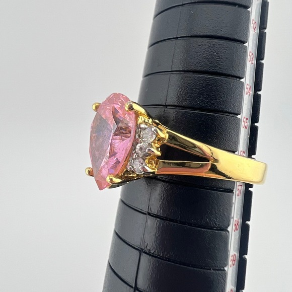 Vintage Pink Teardrop Cocktail Ring Gold Tone Band Clear Accent Stones Size 7.75 - Picture 2 of 7